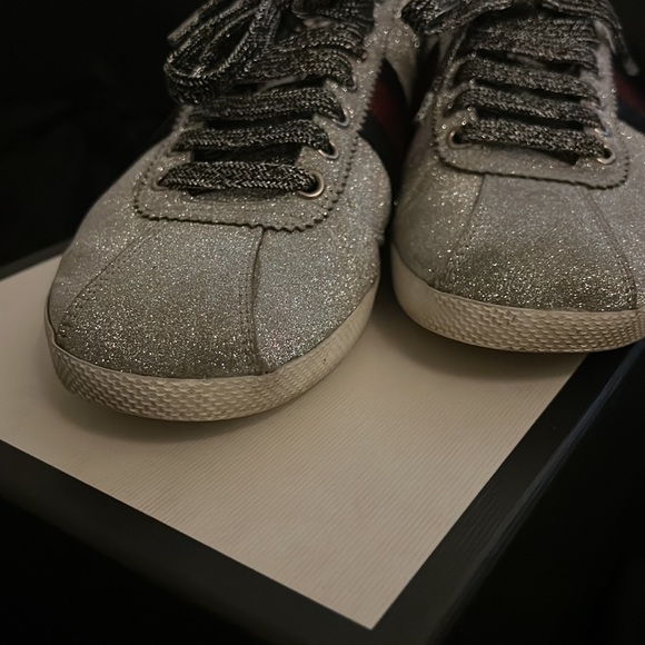 Authentic GLITTERING SPIKED LOW TOP Gucci TRAINERS - Picture 4 of 11